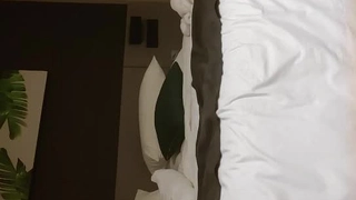 赛琳娜的黄金完整翻译版中文-直播 火辣身材的娜扎【沙滩上的贝壳酱】!