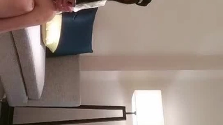 拖鞋家居日韩AV-白皙皮肤呆萌小姐姐！情趣耳朵抓屌吸吮！头套男怼着骚穴猛操，骑乘姿势打桩机，无套内射。